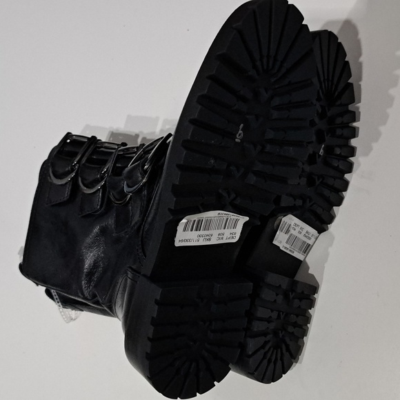 Vince Camuto Frishea Bootie - Picture 8 of 12